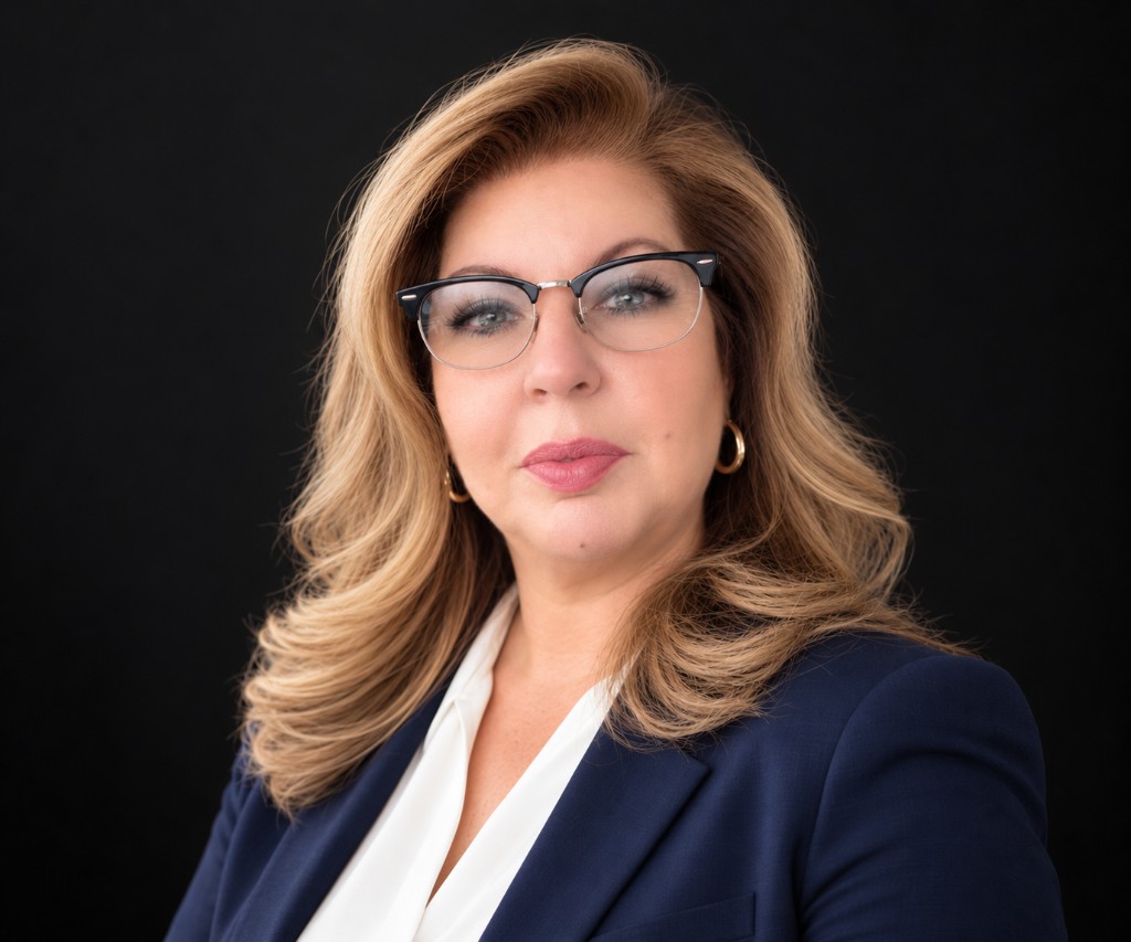 Isabel, CEO of Guines Tax